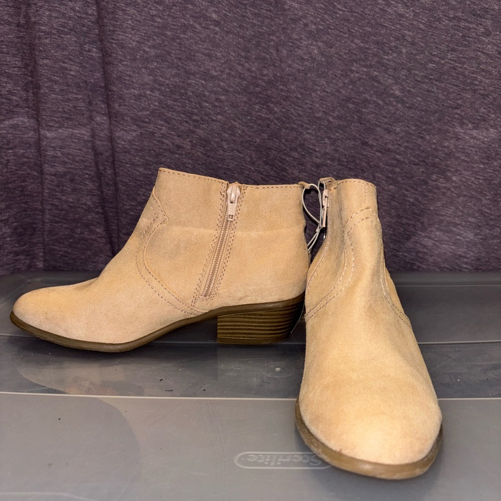 Old Navy Beige Ankle Booties